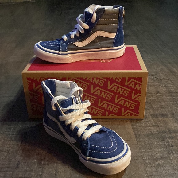 Boys Shoes Vans Size 11.5